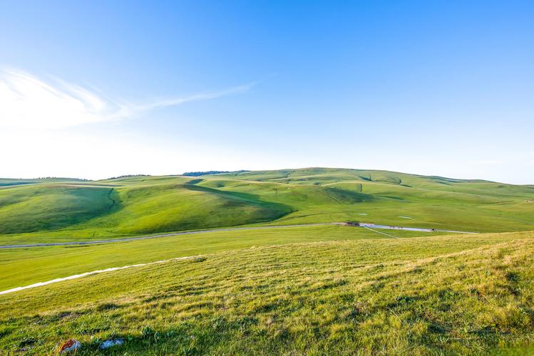 草原拍照前景设置，什么角度拍出来好看?