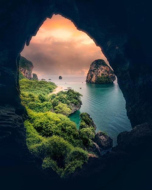 演唱会怎么拍舞台灯光效果？炫光怎么调背景虚化