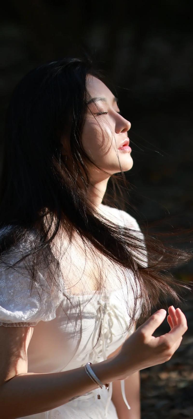 根据照片特点自定义氛围感滤镜