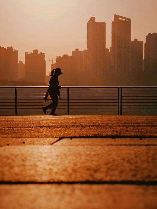 等待合适的拍摄时机